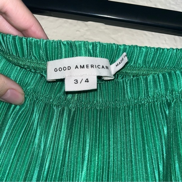 Good American Green Always Fits Plisse Wide Leg Pants - Picture 4 of 8